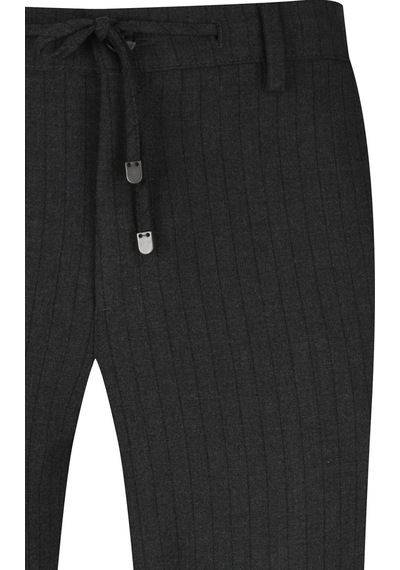 Hatemoğlu Antrasit Rahat Kesim Yandan Cepli Jogger Pantolon 2000399 Antrasit Hatemoğlu Antrasit Rahat Kesim Yandan Cepli Jogger Pantolon 2000399 Antrasit
