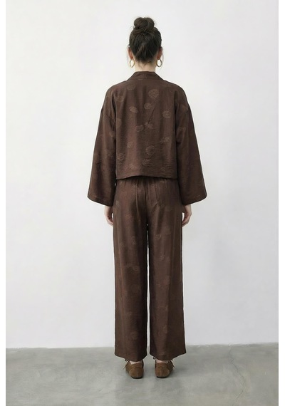 Shade Kadın Kendinden Çiçek Desenli Kruvaze Kimono Salaş Pantolonlu Alt-üst Takım 60613 60283998 - Acı Kahve Çok Renkli Shade Kadın Kendinden Çiçek Desenli Kruvaze Kimono Salaş Pantolonlu Alt-üst Takım 60613 60283998 - Acı Kahve Çok Renkli