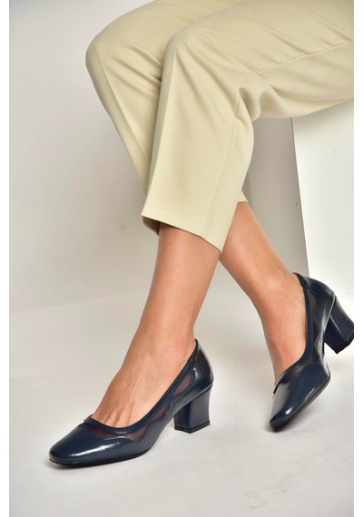 Fox Shoes U820052809 Lacivert Kalın Topuklu Kadın Ayakkabı Lacivert