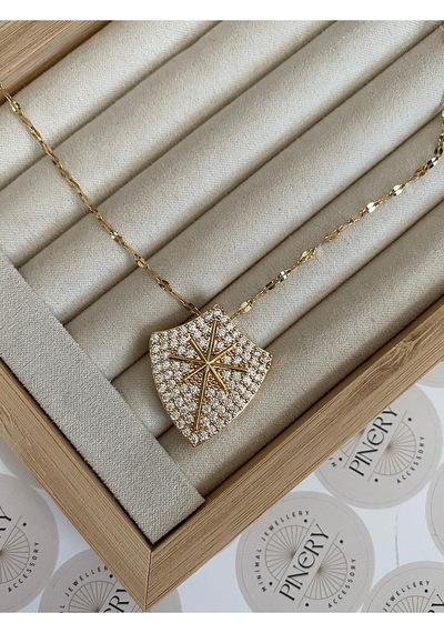 Pinery Jewels Zirkon Taşlı Kalkan Kararmaz Çelik Kadın Gold Kolye Altın