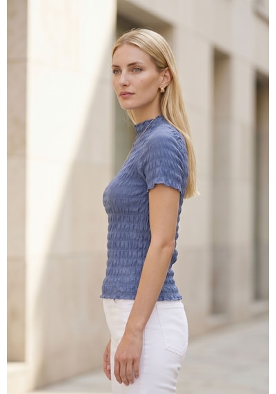 Kadın Mavi Büzgülü Dokulu Bluz Slim Fit Kısa Kol Yüksek Yaka Esnek Modern Şık Üst Bluz