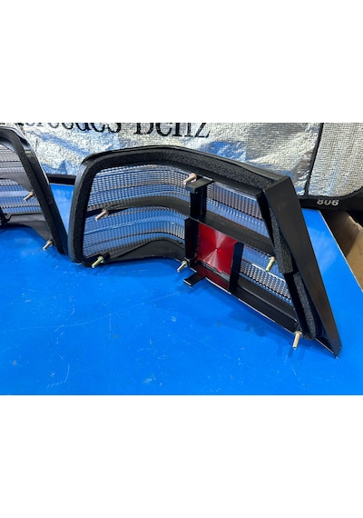 W124 Sağ Ve Sol Smoke Stop