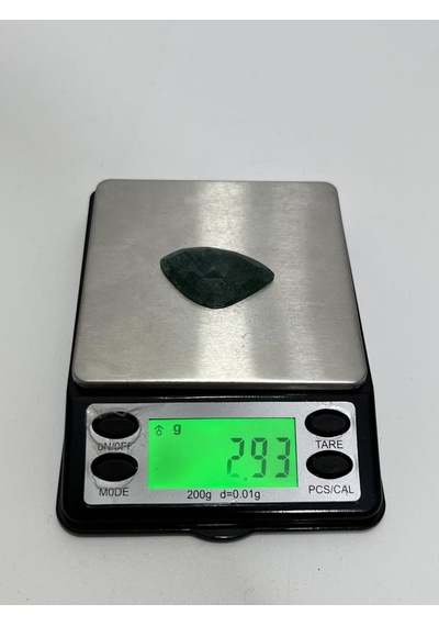 Faset Kesim Doğal Zümrüt Taşı 14,7 Karat