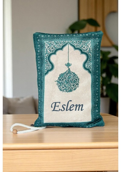 Nakış İşlemeli İsimli Kadife İpek Dokulu Mihrap Desenli Keseli İnci Tesbihli Seccade Yeşil Yeşil