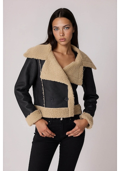Vitrin Önü Düğmeli Kürklü Crop Biker Ceket Camel