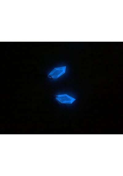 Şeffaf Gece Mavi Neon Olan Kristal Şekilli Gümüş Aksesuarlı Küpe Şeffaf