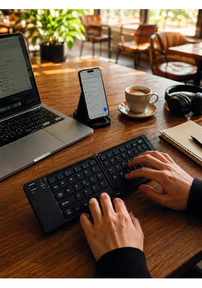 Bluetooth Katlanabilir Klavye Usbc Şarjlı 3 Cihaz Bağlantılı Taşınabilir Klavye