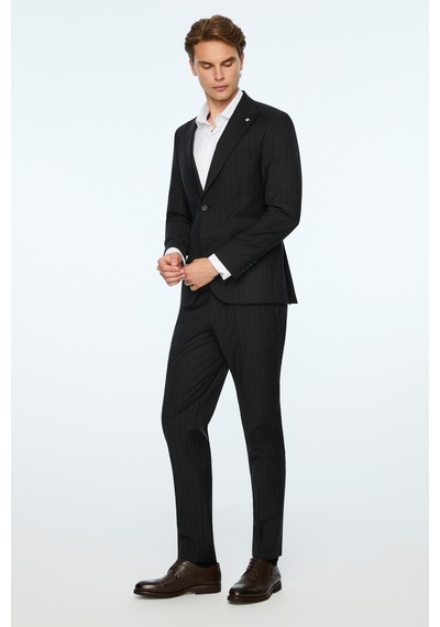 Morven Erkek Siyah Yün Trend Çizgili Slim Fit Sivri Yaka Takım Elbise 26mc001079001 Siyah