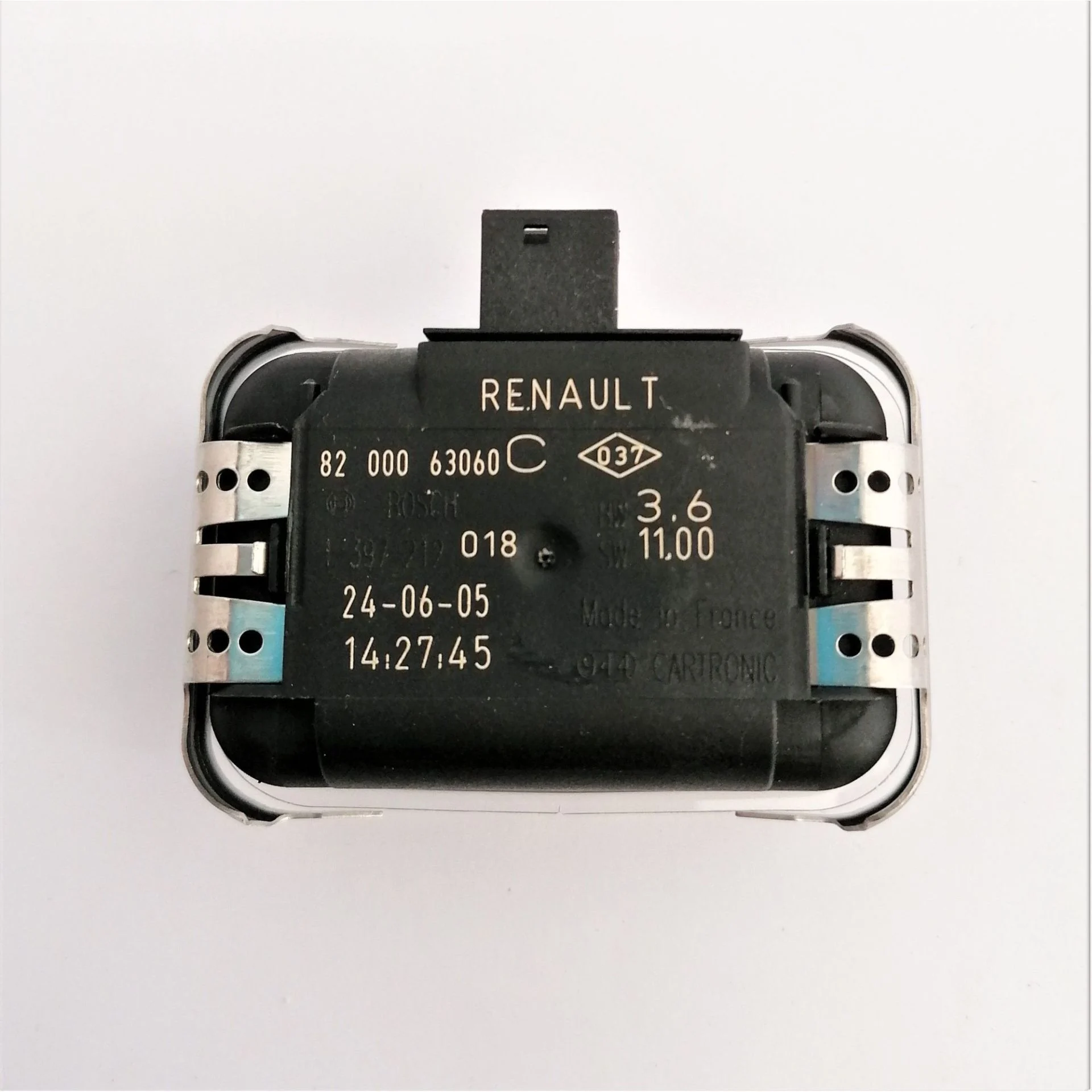 Laguna 2 - Megane - Cam Silecek Sensörü -yağmur Sensörü - 8200063060 .