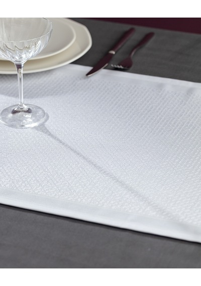 Madame Coco Bourdon Runner - Beyaz - 45x160 Cm 8684427113875 Beyaz