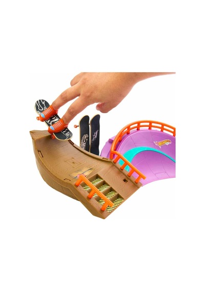H01 Hot Wheels Skate Ahtt Kaykay Parkı Oyun Seti