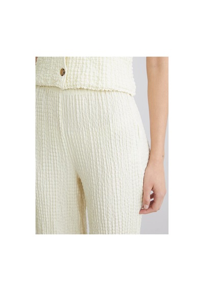 LC Waikiki Alıta Cıty Farkıyla Beli Lastikli Dokulu Kadın Pantolon Belirtilmemiş - 921145322 Belirtilmemiş LC Waikiki Alıta Cıty Farkıyla Beli Lastikli Dokulu Kadın Pantolon Belirtilmemiş - 921145322 Belirtilmemiş