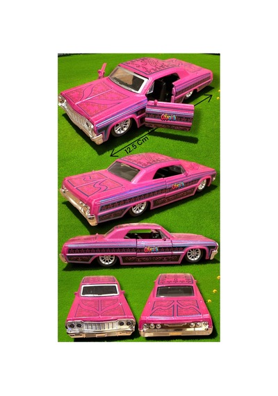 Modifiyeli Basık Metal Diecast Araba Kapı Açılan Clasik Model Oyuncak Pembe Renkte Pembe