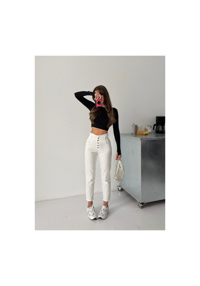 Blue Marlın Kadın Beyaz Patlet Düğmeli Kemer Büzgülü Mom Jeans Beyaz