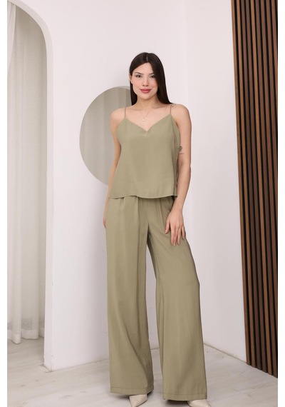 Famoda Haki V Yaka İp Askılı Bluz & Yüksek Bel Palazzo Pantolon İkili Takım