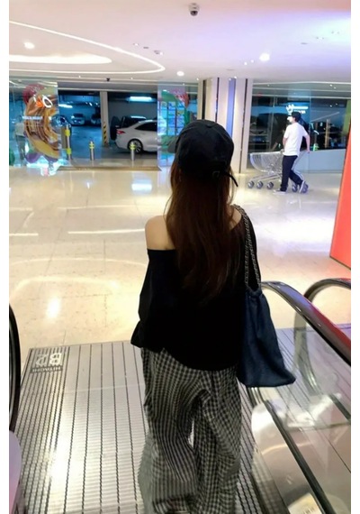 Siyah Kadın Düşük Omuz Kayık Yaka Oversize Uzun Kollu T-shirt Siyah