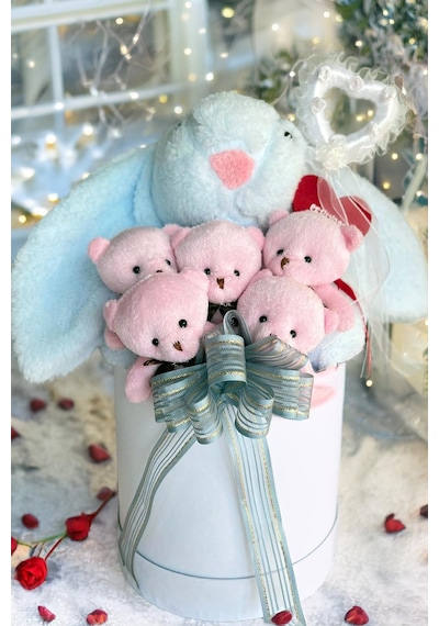 Sole Premium Özel Hediye Kutusunda 45 Cm Mavi Bunny Tavşan Ve 5 Adet Pembe Peluş Ayıcık Buketi