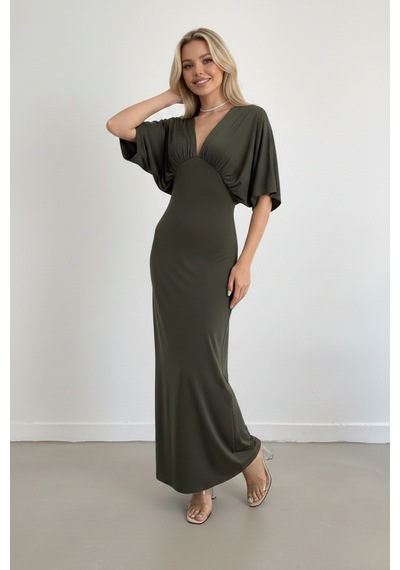 Defymoda Kadın Uzun Yırtmaçlı Modern Kesim Elbise Yeşil