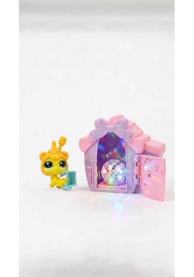Pet Shop Minişler Bal Arısı Kostümlü Miniş Figür Ve Kulübe Oyun Seti Seri 3 Işıklı Paket Oyuncak