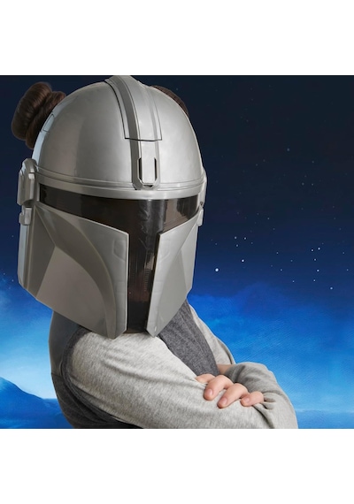 Star Wars The Mandalorian Elektronik Maske / Replikler Ve Ses Efektleri İçerir / Çocuklar İçin Kostüm Aksesuarı /