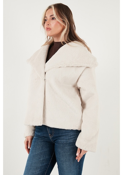Lela Oversize Geniş Yaka Çıtçıt Düğmeli Astarlı Peluş Bayan Mont 6839623 Beyaz