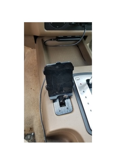 Nissan Manyetik Telefon Tutucu