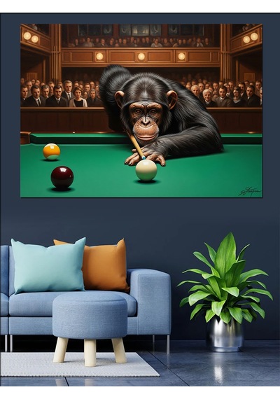 Ahşap Tablo Bilardo Masasında Odaklanmış Maymun Oyuncu