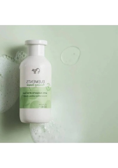 Doğal İçerikli Yenileyici Şampuan 250 Ml Beyaz