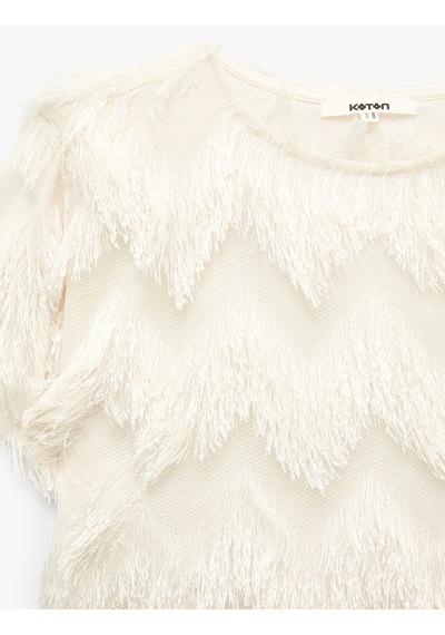 Koton Peluş Detaylı Bisiklet Yaka Kısa Kollu Crop Bluz Ekru 7wak10025uk