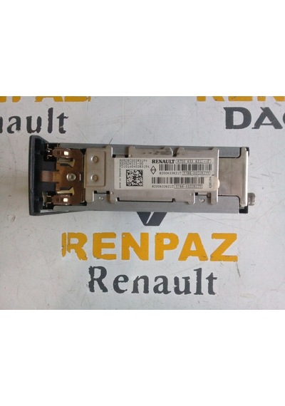 Renault Clio 2 Radyo Cd Çalar Teyp .8200633621