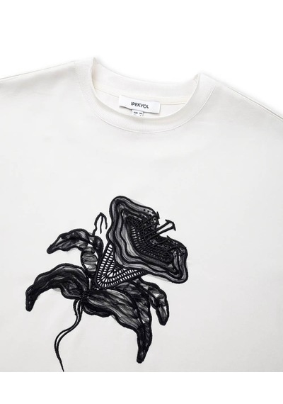 İpekyol Tül Ve Nakış Aplikeli Ekru Kadın T-shirt Iw6260070170