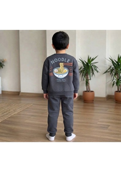 Noodle Sırt Baskı Detaylı Antrasit Erkek Çocuk Sweatshirt Ve Eşofman 3 İplik Alt Üst Takım Siyah Noodle Sırt Baskı Detaylı Antrasit Erkek Çocuk Sweatshirt Ve Eşofman 3 İplik Alt Üst Takım Siyah