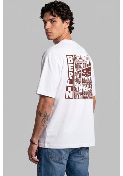 Black Nova Oversize Baskılı Unisex Tişört Berlin Stamp Beyaz