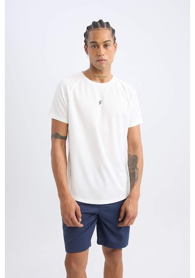 DeFactoFit Hızlı Kuruyan Slim Fit Dar Kesim Bisiklet Yaka Baskılı Sporcu Kısa Kollu Tişört V2887AZ25SPWT34 DeFactoFit Hızlı Kuruyan Slim Fit Dar Kesim Bisiklet Yaka Baskılı Sporcu Kısa Kollu Tişört V2887AZ25SPWT34