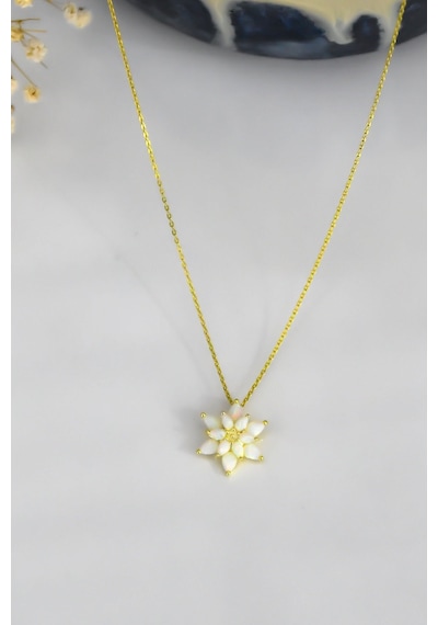 925 Ayar Altın Kaplama Kadın Beyaz Opal Taşlı Lotus Çiçeği Gümüş Kolye UVPS101933-3