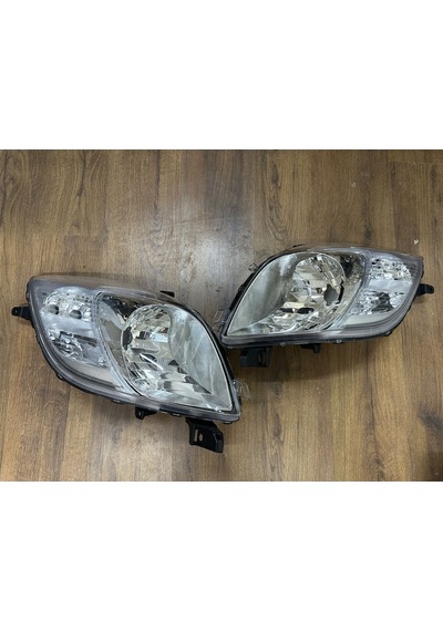 Toyota Yaris Ön Far Sağ Sol Set 2007-2009