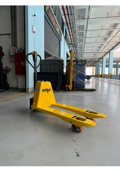 2 Ton Lityum Akülü Transpalet Nette Marka
