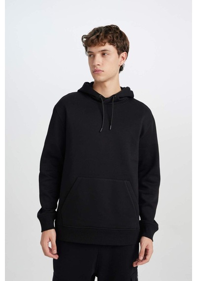 DeFacto Regular Fit Kapüşonlu Kanguru Cepli İçi Yumuşak Tüylü Basic Düz Sweatshirt X8283AZ25SPBK81