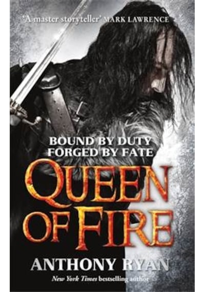 Queen Of Fire (Ravens Shadow 3)