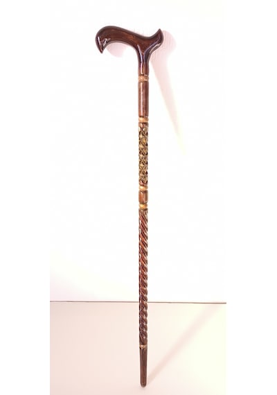 Ahşap Baston K-03 Gürgen Burgu Ve Baklava Kesimi Oymalı.