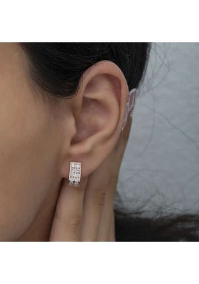 Gümüş Çift Sıra Beyaz Taşlı J Kadın Küpe 14 MM-Gümüş
