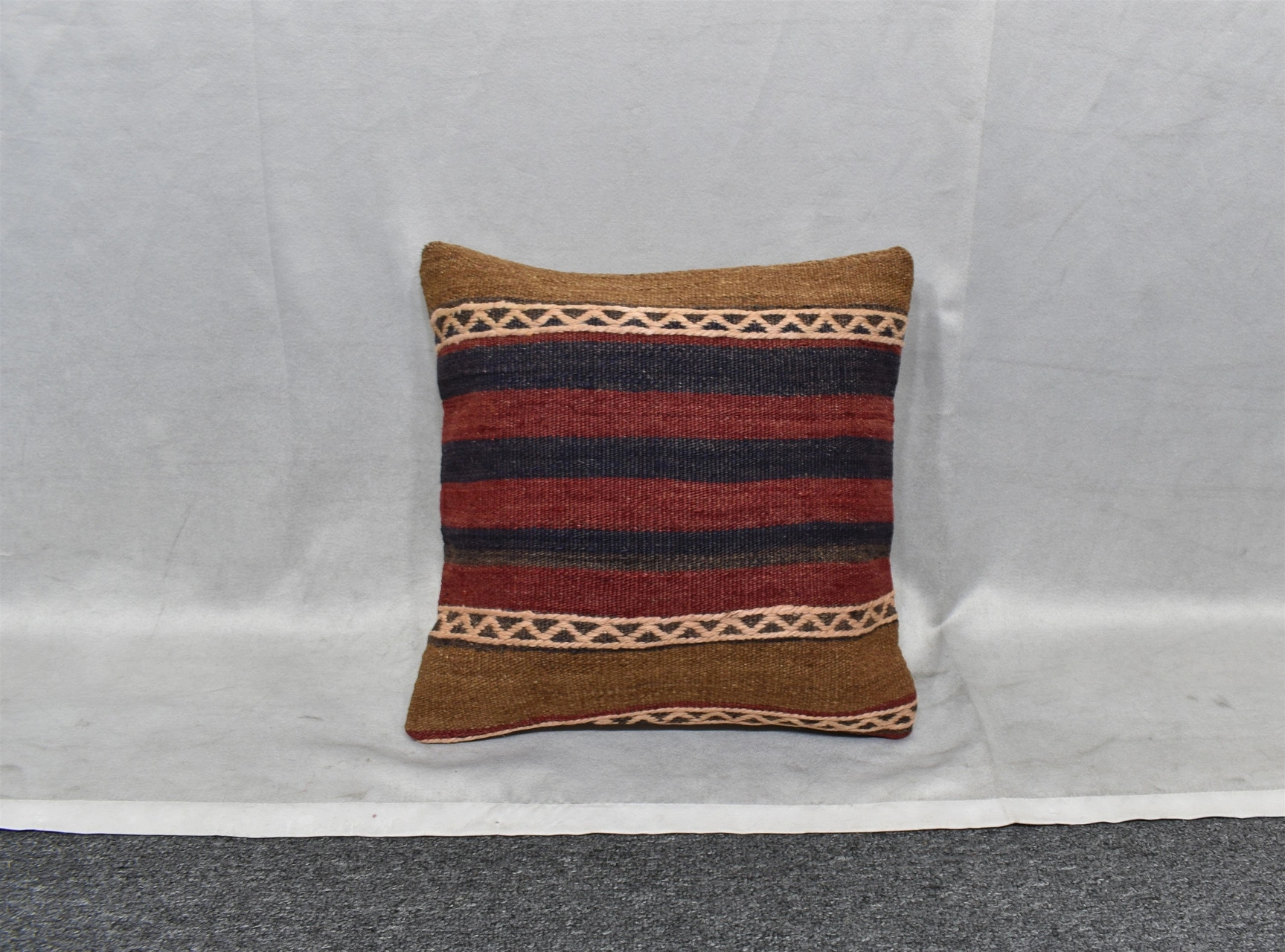 Zehra Abla Halı Yeni El Dokuma Dekoratif Kilim Kırlent Yastık Kılıfı 6502 Çok Renkli