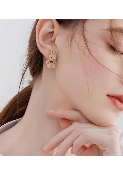 Kadın Özel Tasarım Tavşan Model Küpe -5096 Krem