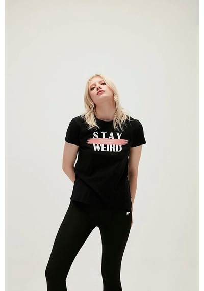 Bad Bear 21.03.07.008-c01 Stay Weird Kadın T-shirt 001