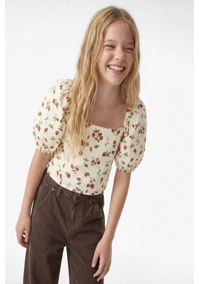 Koton Kız Çocuk Keten Viskon Karışımlı Gipeli Slim Fit Poplin Kare Yaka Crop Balon Kollu Çilek Desenli Bluz Kirmizi