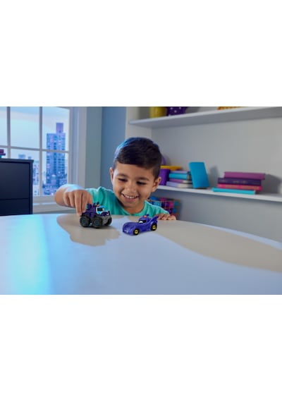 Hml25 Fisher - price Batwheels Işıklı Yarışçılar