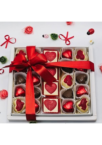 Nin Chocolate Sevgiliye Yaldızlı ve Figür Çikolata 24'lü