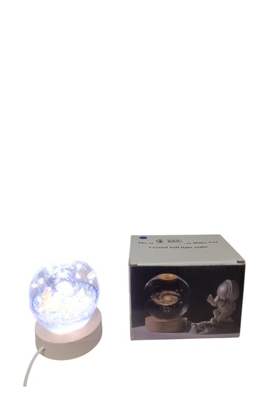 Ahşap Altlıklı Çiçekdalı Figürlü Işıklı Küre