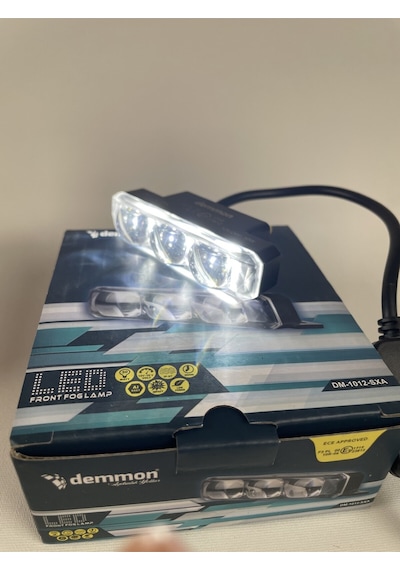 Ahmet Otomotiv Dmmn Özellikli 12v-24v Çalışma Lambası Beyaz Renk /off-road Mercekli 3 Ledli 10w 80 19 Mm