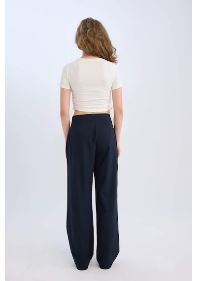 Defacto Wide Leg Kumaş Palazzo Pantolon Normal Bel Geniş Bol Paça Cepli Standart Boy D4356AX24AU Lacivert Defacto Wide Leg Kumaş Palazzo Pantolon Normal Bel Geniş Bol Paça Cepli Standart Boy D4356AX24AU Lacivert